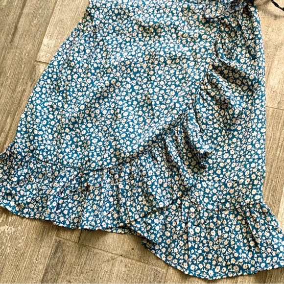 🔥🔥BILLABONG - FLORIDA WRAP DRESS🔥🔥 - Picture 7 of 10